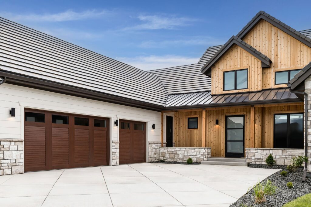 carriage house garage door